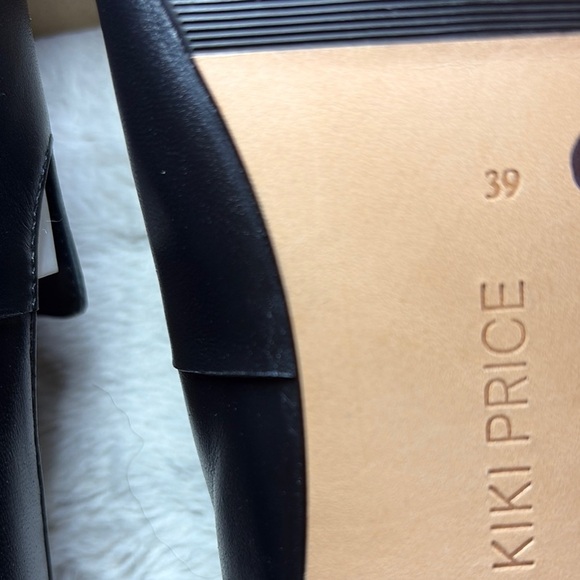 Kiki Price Chic Black Loafers with Dandelion Embroidery - Picture 5 of 7